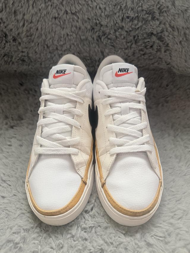 Nike Size 41 ยาว 26 cm รูปที่ 3
