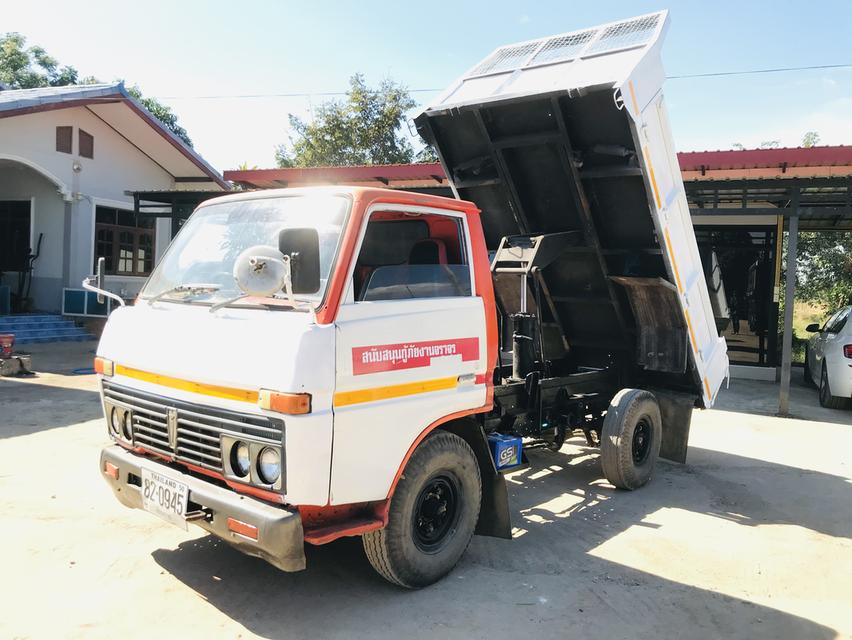 รถบรรทุก 4 ล้อดั้ม TOYOTA DYNA BU85