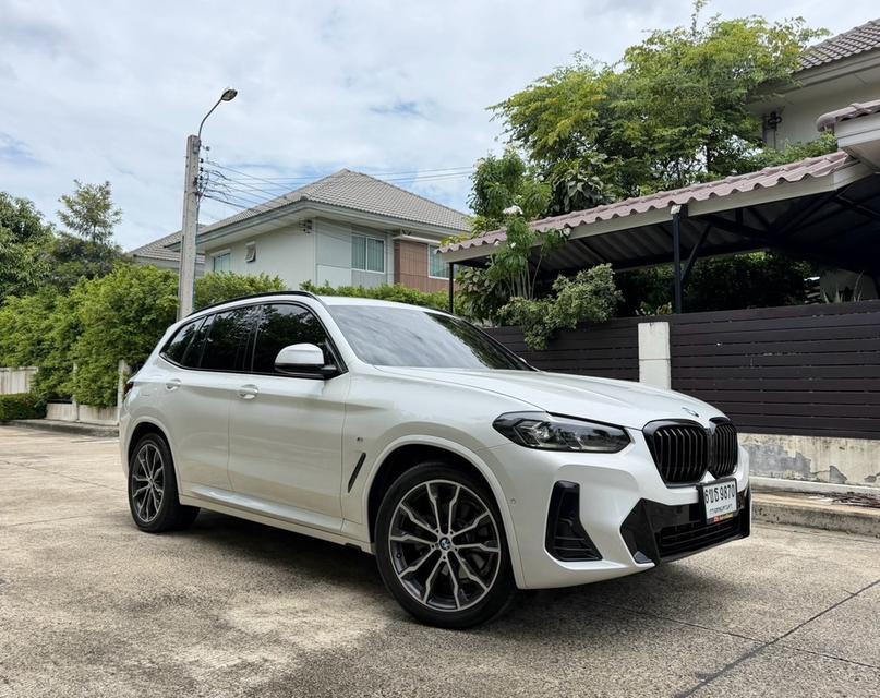 (แจ้งรหัสรถ AP9870) BMW X3 xDrive20d M Sport Lci ปี 22 สีขาว
