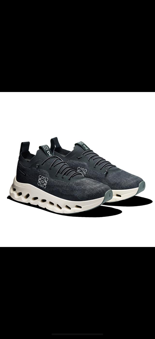 On Cloudtilt x Loewe (Premium Grade) 5