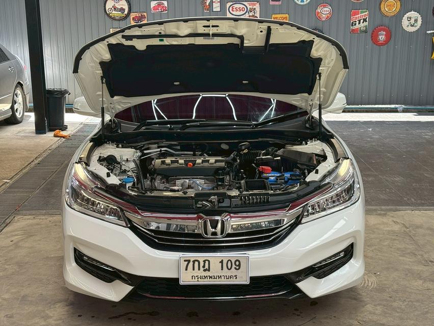 HONDA ACCORD 2.0 EL ปี 2017 รูปที่ 17