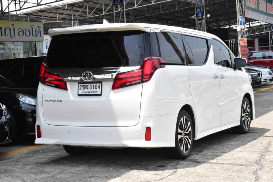 Toyota Alphard 2.5 SC Package ปี 2021 ไมล์ 24,xxx km. 2