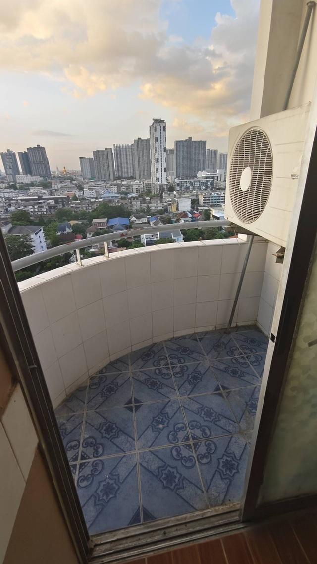 คอนโดเปี่ยมรักเรสซิเดนซ์ ท่าพระ 2