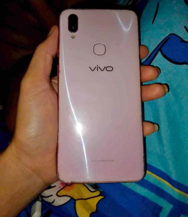 ขายด่วน Vivo V11 เครื่องใช้งานดี ราคาร้อนๆ