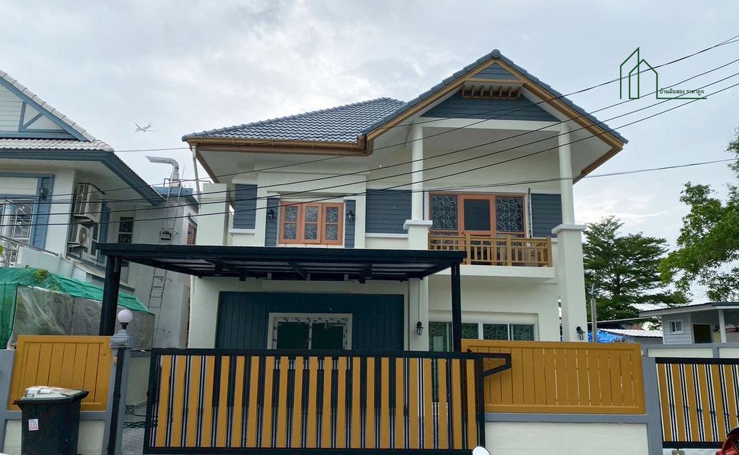 บ้านเดี่ยวหลังใหญ่ 63 ตรว. หมู่บ้านฟลอร่าวิลล์ สุวินทวงศ์ เฟส 7 หลังริม รีโนเวทใหม่ทั้งหลัง  1