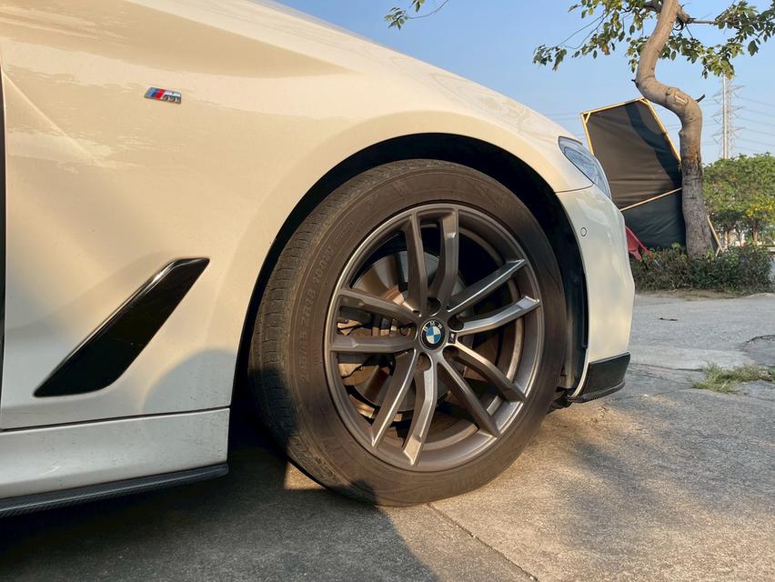 รหัสรถ PJP6667 2019 BMW 520d M Sport รูปที่ 15