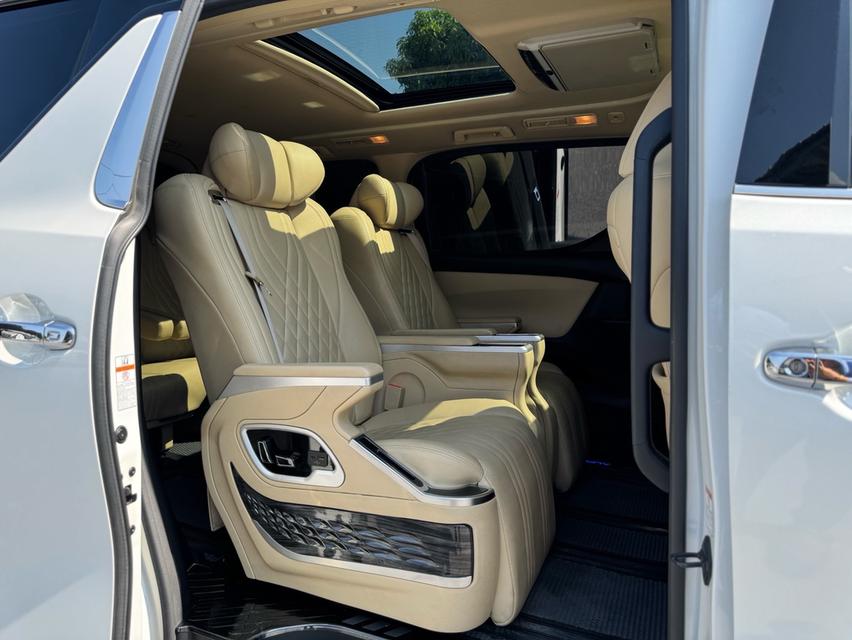 Toyota Alphard 2.5 Hybrid X E-Four ปี 2019 รูปที่ 16