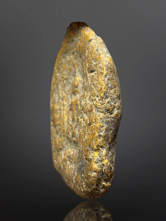 พระขุนแผนหลวงหลวงปู่ทิมวัดละหารไร่เนื้อผงพายกุมาร รูปที่ 3