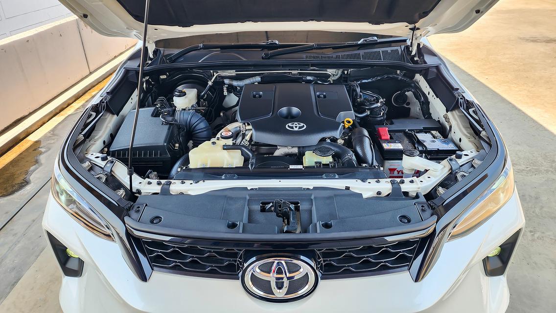 TOYOTA Fortuner 2.4 Leader G 6A/T ปี 2023 รูปที่ 11