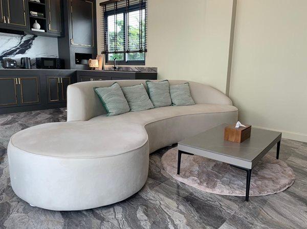 ขายด่วน พูลวิลล่า หัวหิน ประจวบฯ ใกล้ทะเล เดินทางสะดวก 2 ชั้น 3 ห้องนอน ตกแต่งเสร็จเรียบร้อย พร้อมเข้าอยู่ได้ทันที Tel. 0632897879 8