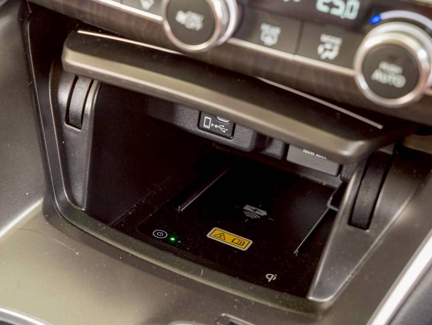 ขาย Honda Accord 2.0Hybrid Tech ปี20 18