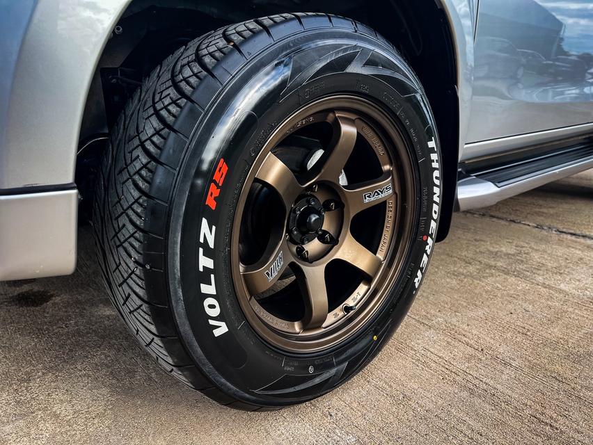 ขาย  Isuzu MU-X 3.0Onyx ปี17 17