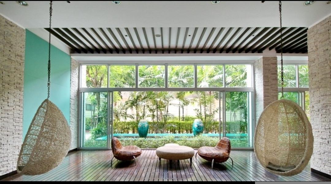 Sell by owner hard up for cash 750 m from MRT. 9
