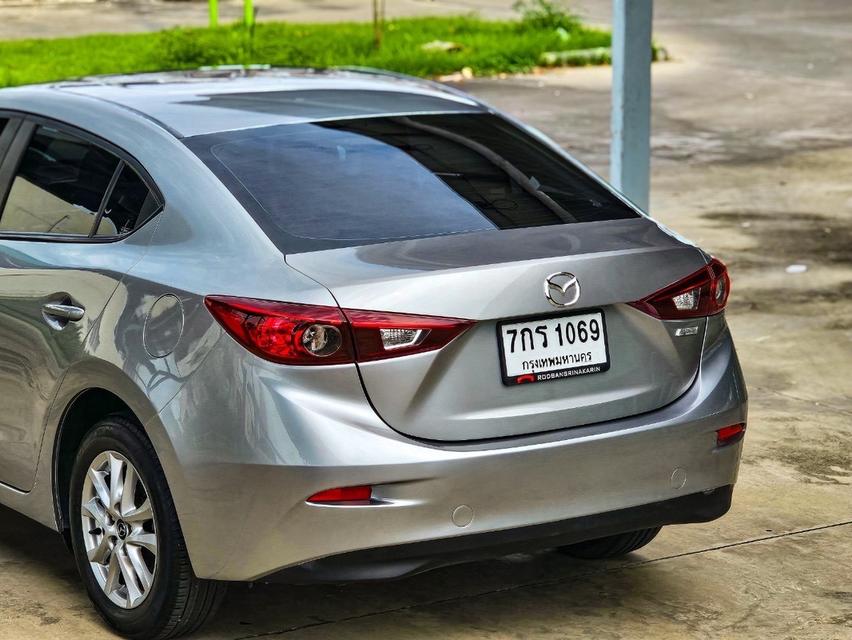 Mazda3 7