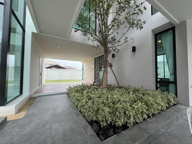 ขายบ้านเดี่ยว 2 ชั้น Luxury Pool Villa 102 ตรว. โครงการ The Master เอกมัย รามอินทรา ซอยรามอินทรา39 ใกล้ Central East Vil 2