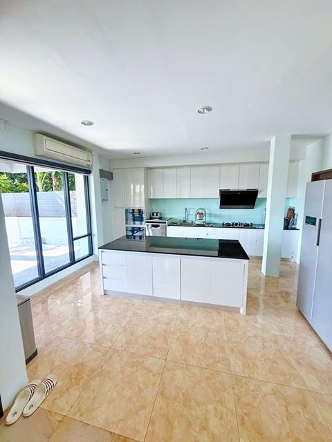 นานาชาติ RIS รามคำแหง164 5นอน ลด 50% เหลือ 74,999B-M 6น้ำ 150 ตรว เพอร์เฟค เฟอร์ เครื่องใช้ไฟฟ้า ต้อนรับต่างชาติ คฤหาสน์ 6