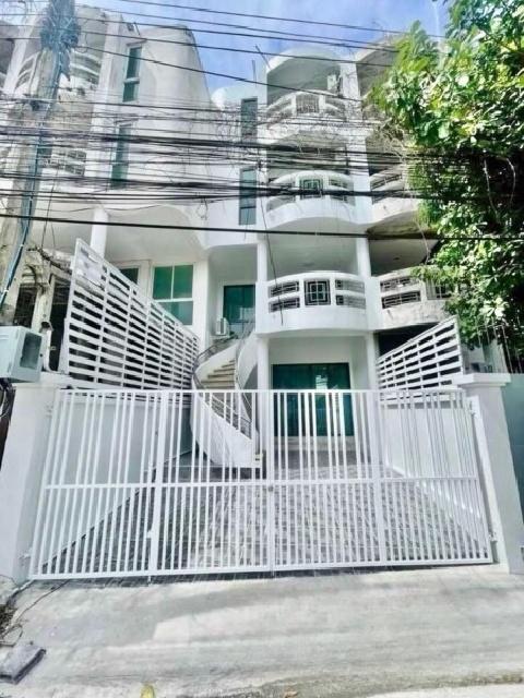 เซ็นทรัล รามอินทรา 500ม. MRT รามอินทรา3-7 336ม. ให้เช่าโฮมออฟฟิศ 4 ชั้น 4นอน BTSวัดพระศรีมหาธาตุ 1.2 กม. 25ตร.วา. จดบริษ 1