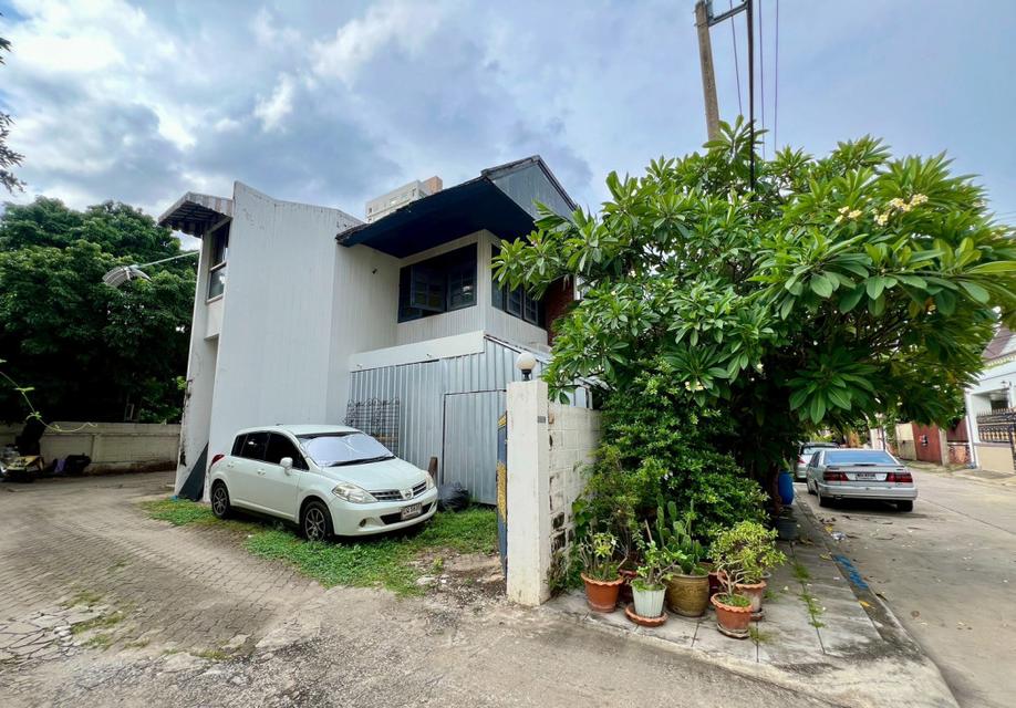 ขายบ้าน 2 ชั้น ขนาด 159 ตร.ว. ซอยนราธิวาสราชนครินทร์ 20 ใกล้เซ็นทรัล พระราม 3