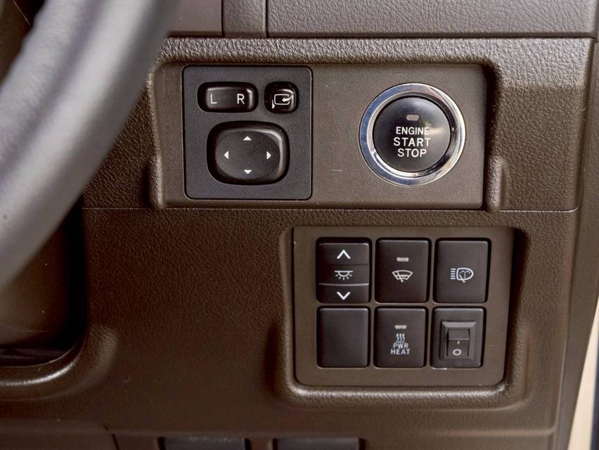 TOYOTA LAND CRUISER PRADO 150 3.0 D4D 4WD  ปี จด 2011 10