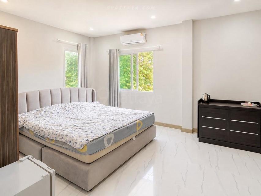 Urgent Sale — 4-Bedroom Detached House at Eak Aree Village, PattayaUrgent sale detached house at Eak Aree Village, Pattaya. Good location 4