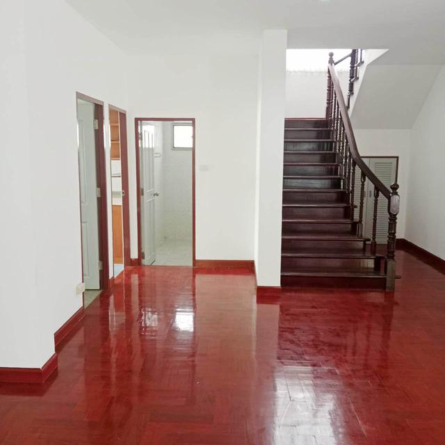 อมรเพลส 11