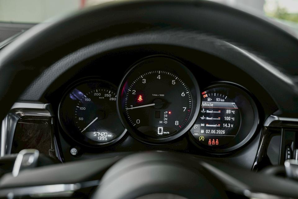 Porsche Macan 2.0 ปี 2023 สีขาว จากศูนย์ AAS ประวัติชัดเจน รถบ้านมือเดียวป้ายแดง รูปที่ 13