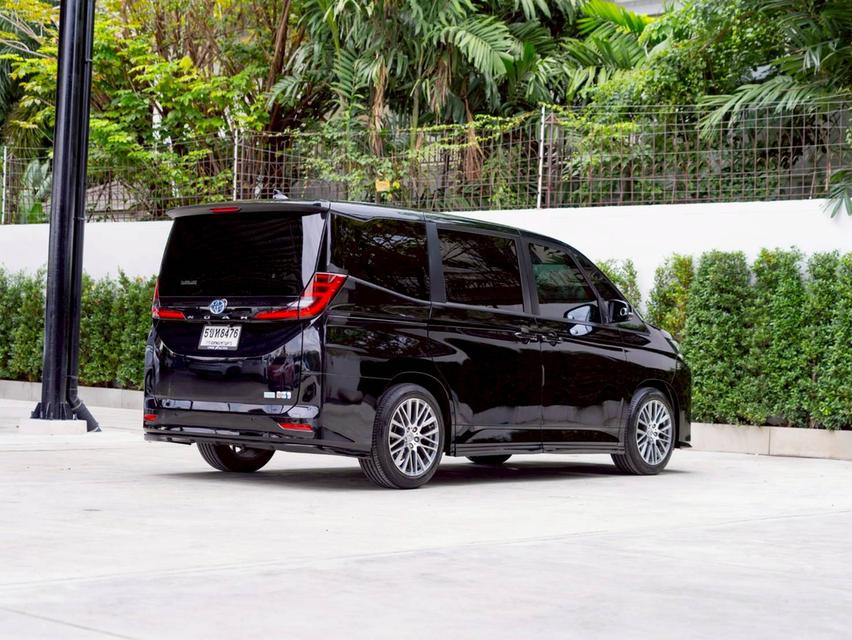 Toyota Noah 1.8 Hybrid X ปี 2024 7