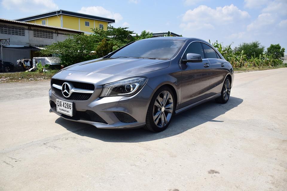 ขาย BENZ CLA-180 ปี2014 ราคาเพียง 420000 บาท เกียร์แพดเดิ้ลชิฟ รถสวยเบาะหนังไฟฟ้าคู่หน้า แอร์ฉ่ำมากๆ เครื่องนิ่มช่วงล่างแน่น โทร0957401229 ไลน์ UTBP รูปที่ 3