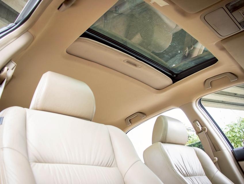 Honda ACCORD 3.0 V6 VTEC ปี2003 รถบ้านแท้ ภายในลายไม้ ไม่เคยชน พร้อมใช้งาน 8