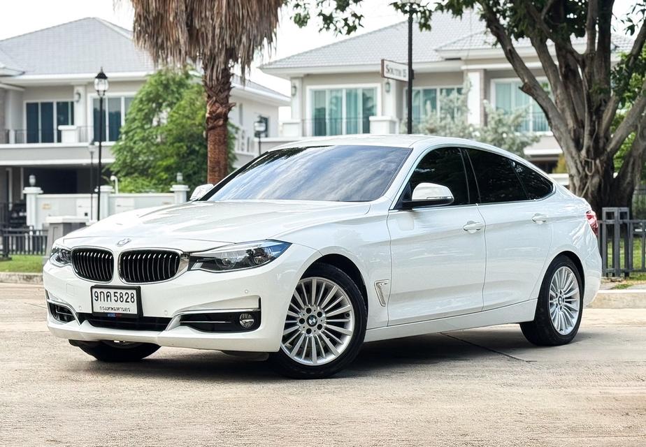 BMW 320d GT (Grand Turismo) F34 Top ปี 2019 LCI รุ่นใหม่ เครื่องดีเซล ใช้น้อย มี BSI ถึง 2028 เจ้าของเดียว