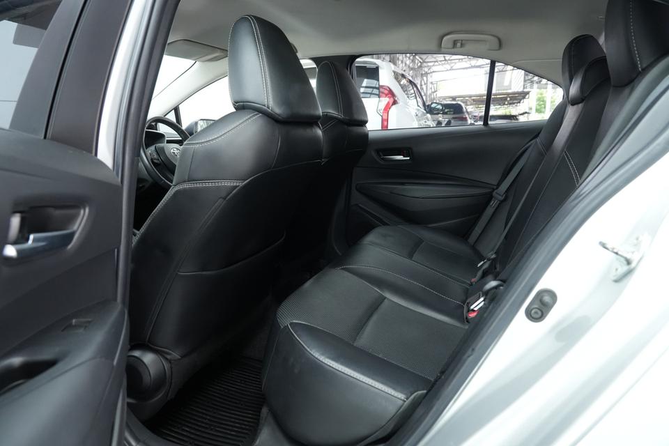 2020 TOYOTA ALTIS 1.6 G สีเทา ไมล์ 86972 กม. 14