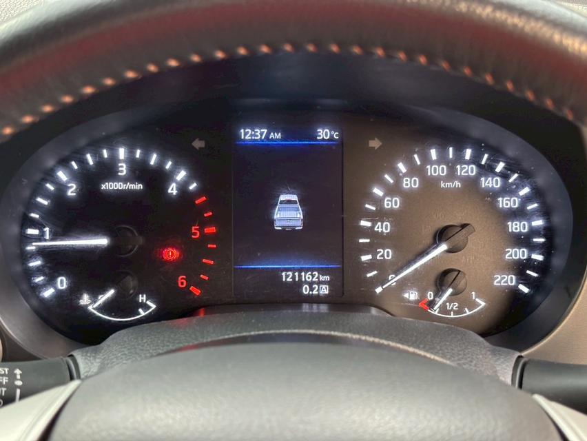 NISSAN NAVARA NP300 2.5 Calibre E Black Edition King Cab ปี 2020 7