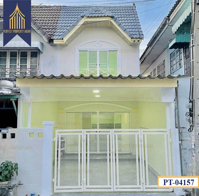 ทาวน์เฮาส์หมู่บ้านมนวดีบางบัวทอง นนทบุรี