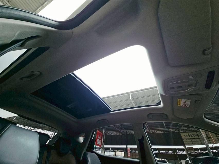 รหัสรถ SEZ12 MG ZS 1.5 V Sunroof เกียร์ ออโต้ เบนซิน สี ขาว ปี 2023 17