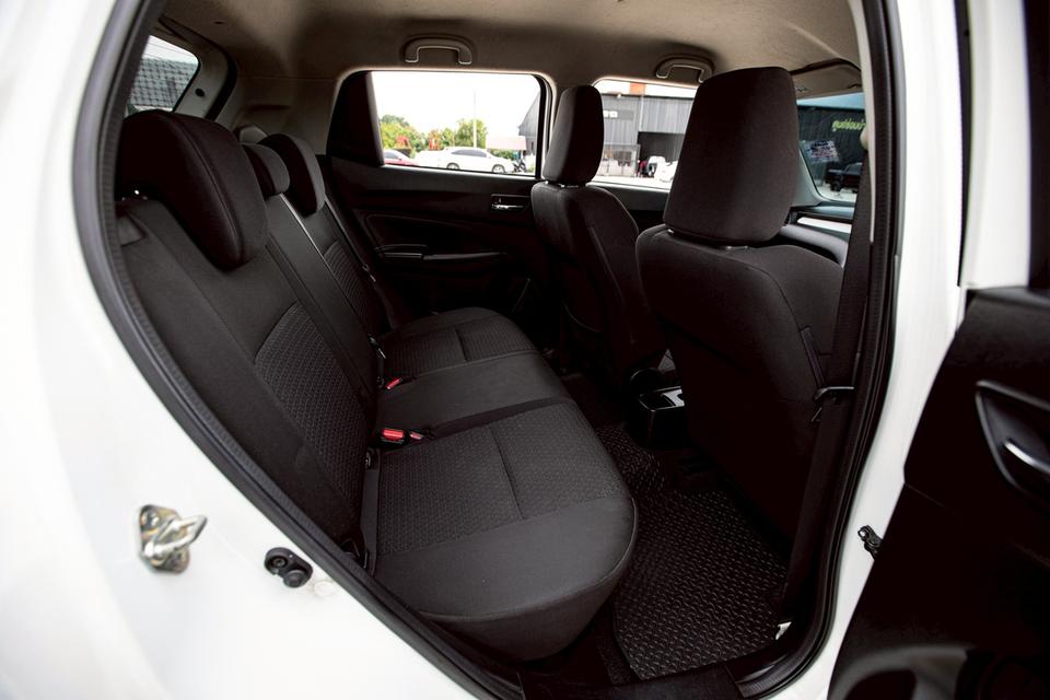 SUZUKI SWIFT 1.2 GLX Navi ปี 2019 ปุ่มสตาร์ ท๊อปสุด สีขาว  11