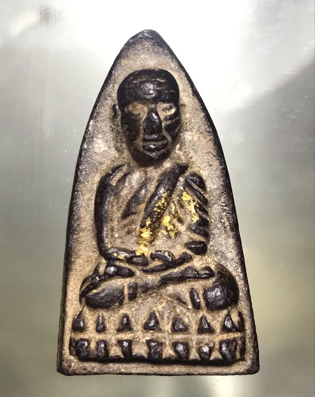 พระหลวงปู่ทวด พิมพ์เตารีดใหญ่ วัดลอน พัทลุง ปี 2509 รูปที่ 3