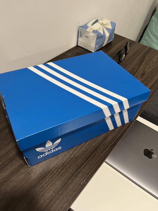 Many kind of shoes .:;;..; āļĢāļđāļāļāļĩāđ 6