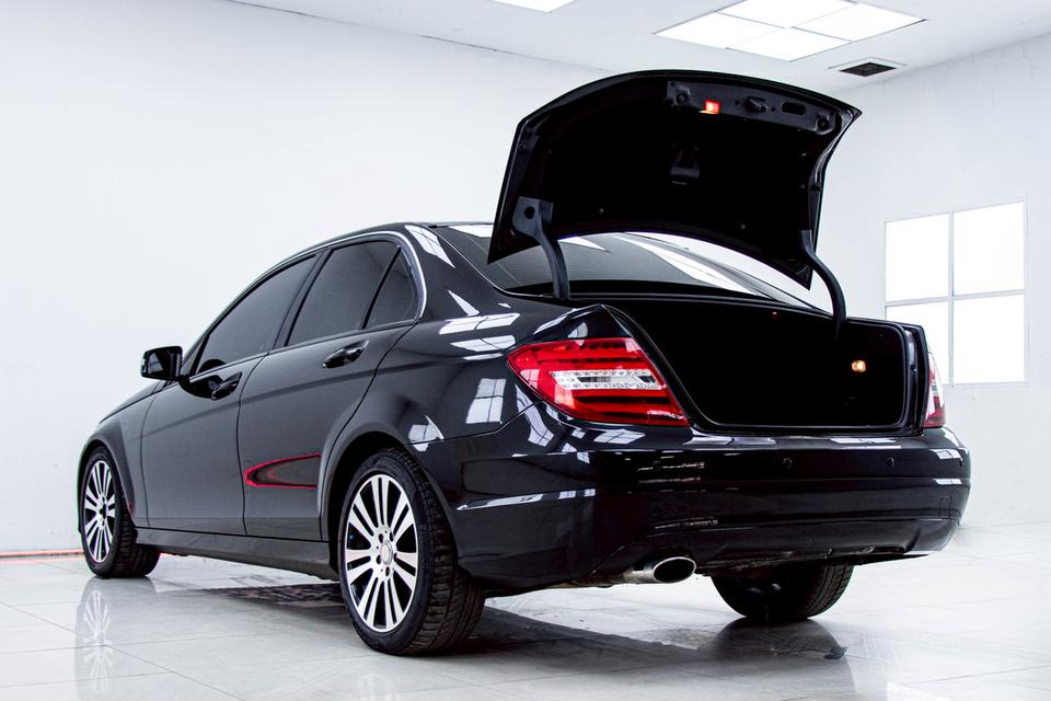 BENZ C-CLASS C200 CGI W204 1.8 2014