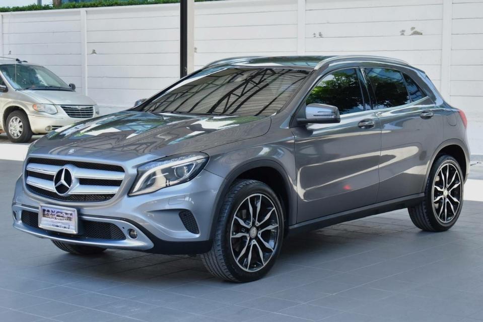 รหัสรถ KPC53 ✴️ Mercedes-Benz GLA200  W156 URBAN 1.6  ปี 2015 รุ่นยอดนิยม ✴️