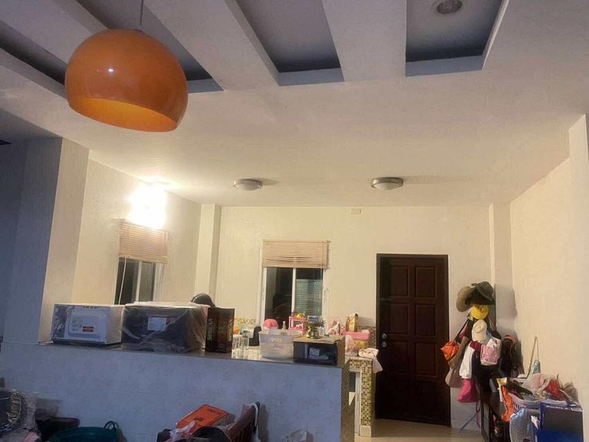 #ขายบ้านในเมืองลำปาง บ้านเดี่ยว 2 ชั้น หลังใหญ่ สร้างเกือบเต็มพื้นที่ดิน 81 ตรง.วา ใกล้ตลาดใกล้สิ่งอำนวยความสะดวกมากมาย ใกล้สนามบิน เดินทางสะดวก สวยดี 9