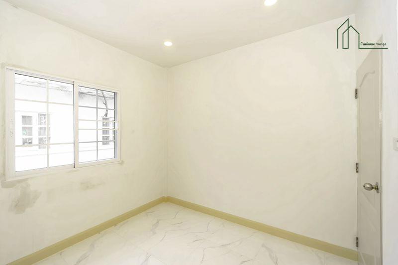 ทาวน์เฮ้าส์รีโนเวทใหม่เอี่ยม หมู่บ้านบัวทอง 4 ฟรีค่าโอน  10