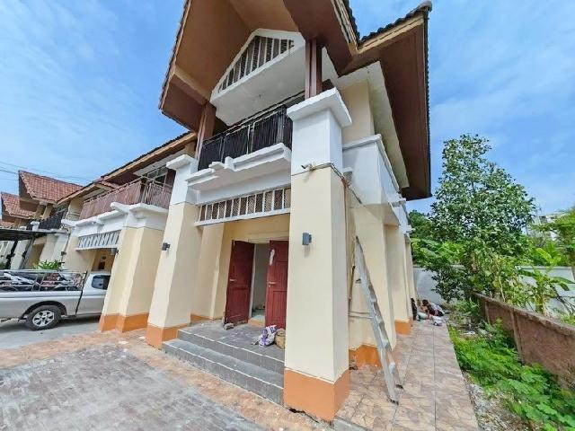 พระราม9 กรุงเทพกรีฑา APL ลาดกระบัง 2กม. ให้เช่าคฤหาสน์เดี่ยว Pool Villa 2 ชั้น 75 ตร.วา.250 ตร.ม. ม.นานาชาติแสตมฟอร์ด 7. 2