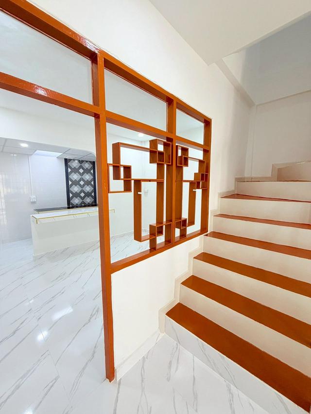 ขายทาวน์เฮาส์ หมู่บ้านพิพรพงษ์ 2 ซ.วิภาวดีรังสิต 84 (โทรสอบถามราคา) 6