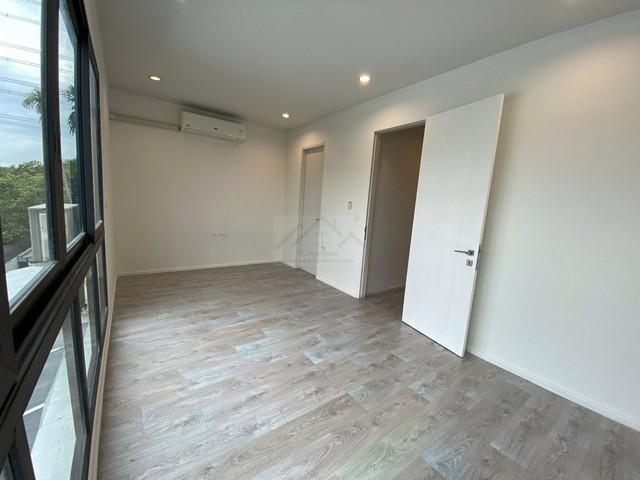 ให้เช่าโฮมออฟฟิศ 3 ชั้น 218 ตรม. โครงการโคราซอน ประชาชื่น CORAZON ใกล้ศูนย์ราชการแจ้งวัฒนะ **จดทะเบียนได้ 4