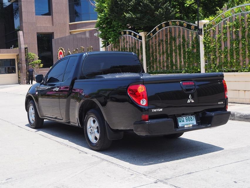 MITSUBISHI TRITON CAB 2.4 GLX (MNC)(CNG) ปี 2011 เกียร์MANUAL สภาพนางฟ้า 2