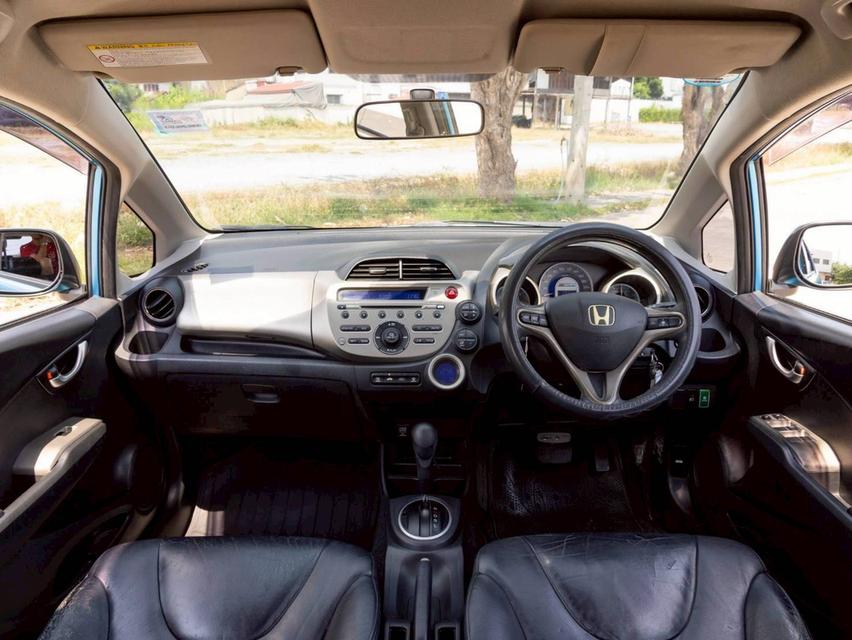 Honda Jazz 1.3Hybrid  ปี 2012 11