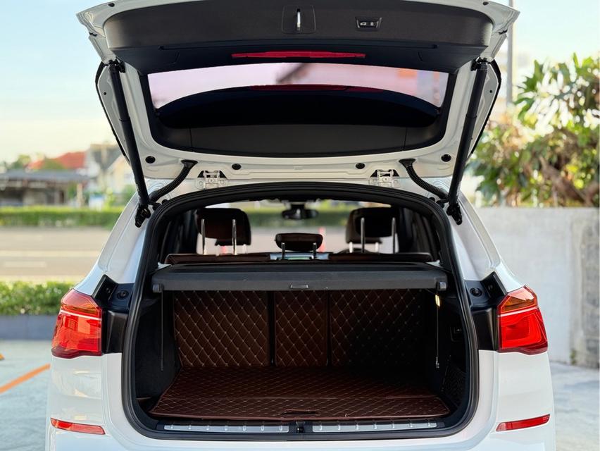 ปี 2017 BMW X1, 2.0 sDrive18d M SPORT  8