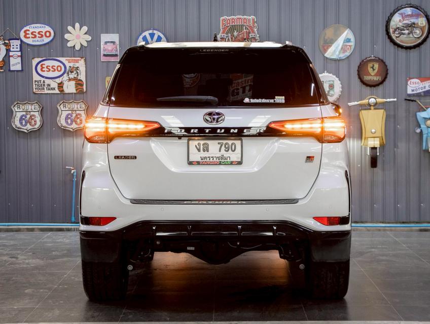 TOYOTA FORTUNER 2.4 Leader G 2WD 2023