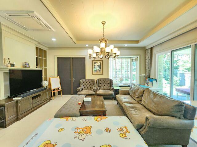 Elegant 3BR Home at Narasiri Bangna with Wide Garden, Near Mega Bangna Shopping 2