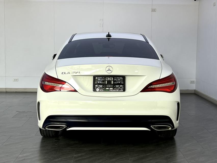 Mercedes-Benz CLA250 AMG Dynamic 2017
